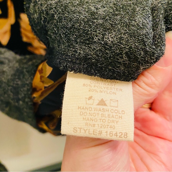 MYSTREE Gray Open Cardigan with Orange Floral Burnout Back Panel - Picture 4 of 7